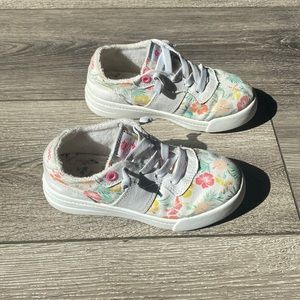 Roxy Barbie girls size 13 floral print